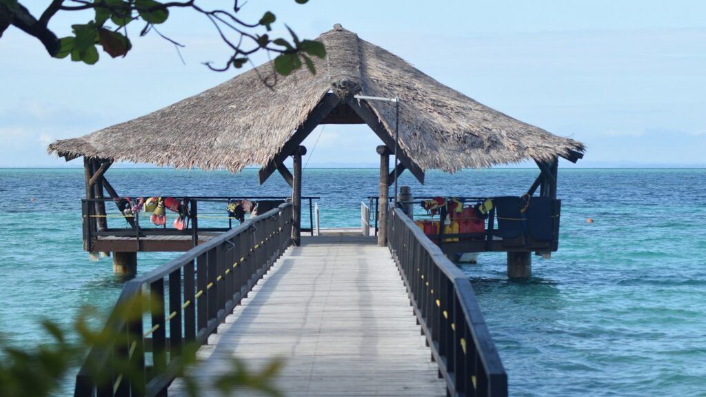 Lovoni Village: Traditional Fijian Culture on Ovalau