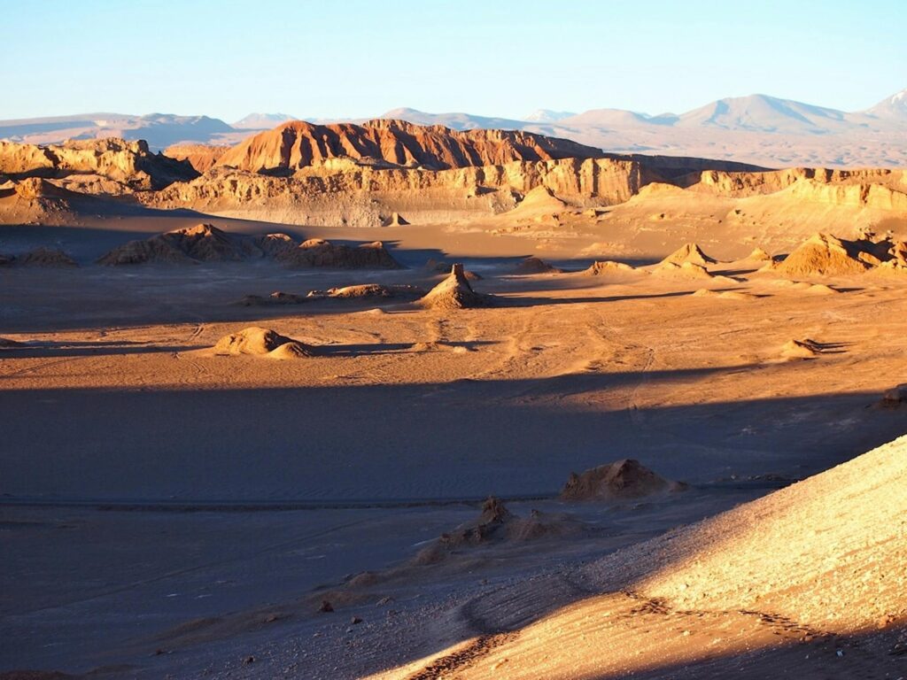 Exploring the Enchanting Valle de la Luna, Chile