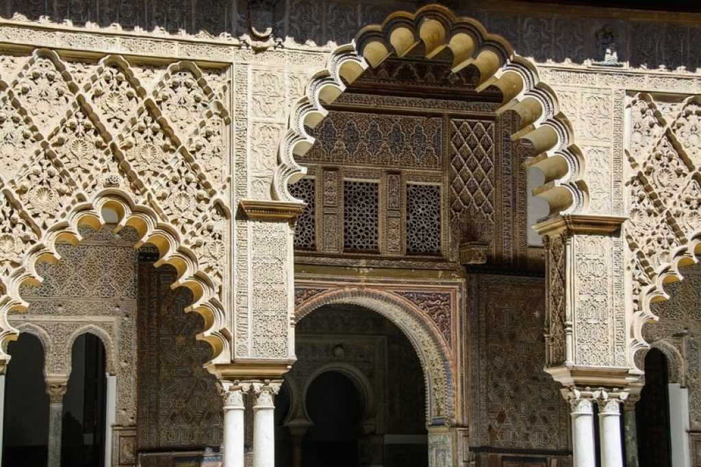 Zaragoza’s Aljafería Palace: A Mix of Islamic and Christian Art