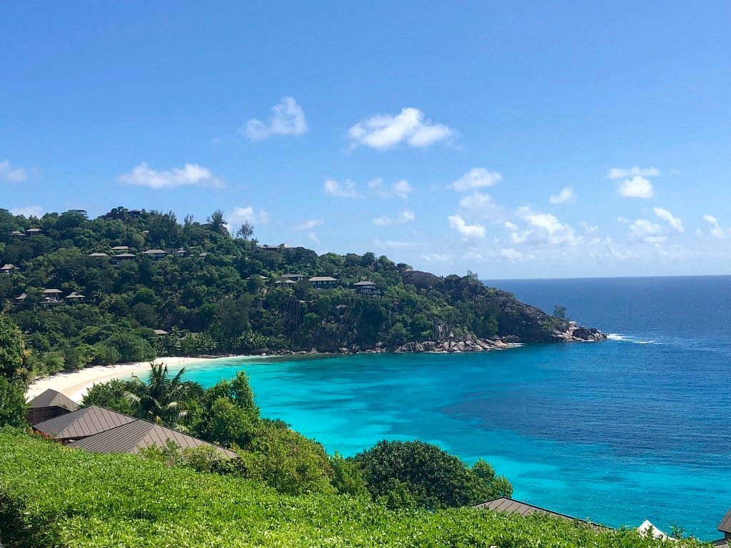 Petit Anse Kerlan, Praslin – Calm Beach for Families