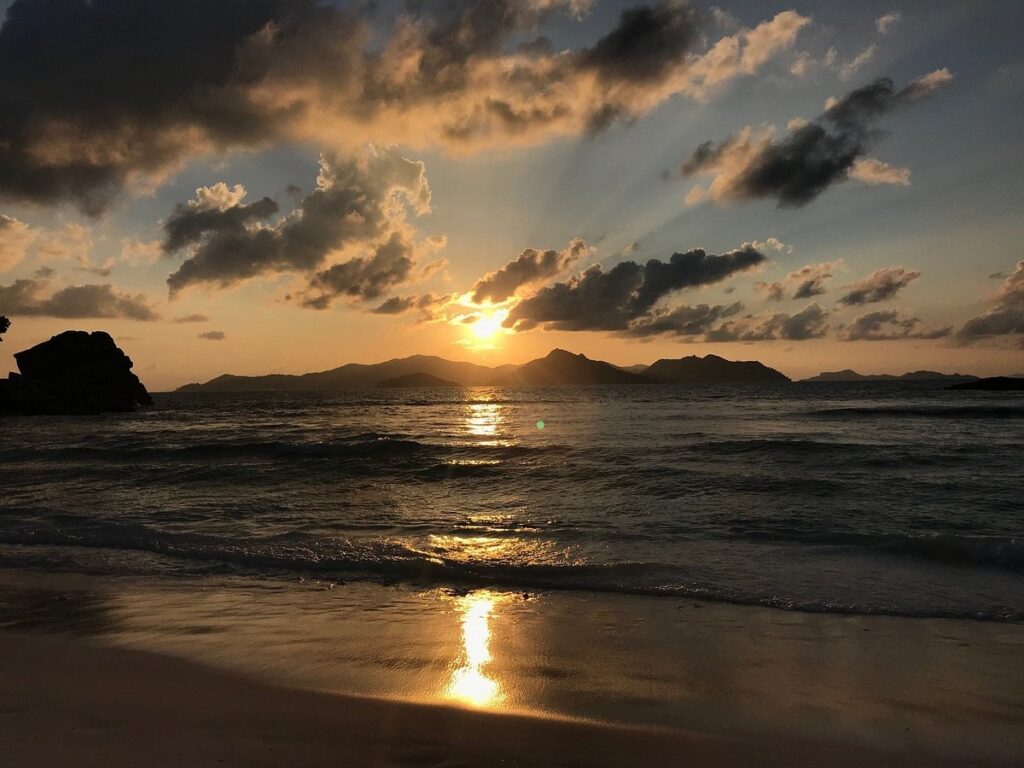 Anse Severe, La Digue – Perfect Beach for Sunset