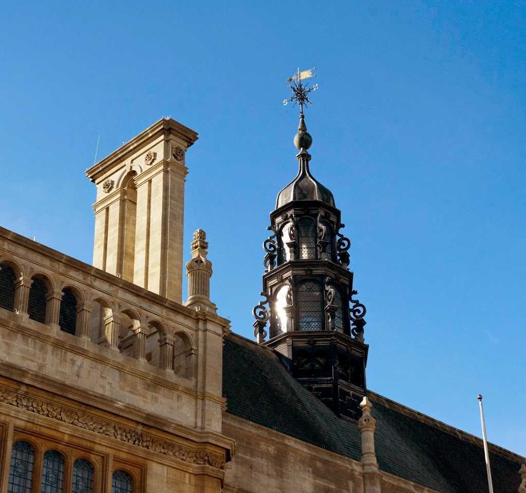 Oxford University: A Historic Institution