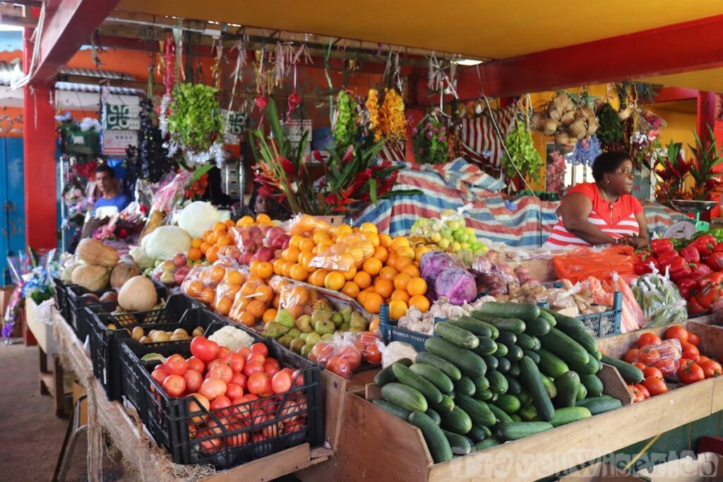 Victoria Market, Mahe – Fresh Produce and Souvenirs