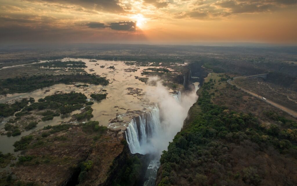 Victoria Falls National Park – Nature’s Thunder