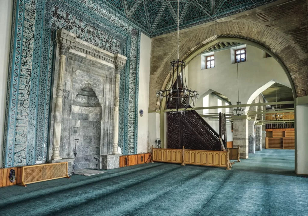 Alaeddin Mosque: Oldest Mosque in Konya