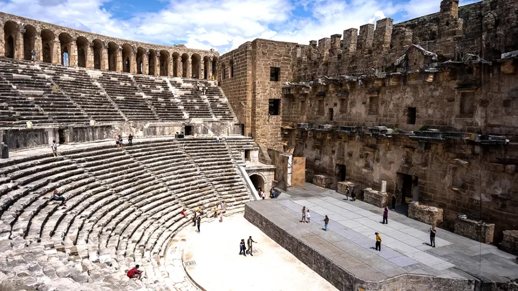 Aspendos Theatre: Ancient Ruins in Serik