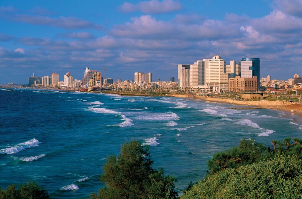 Tel Aviv Port, Tel Aviv – A Vibrant Waterfront with Shops and Restaurants