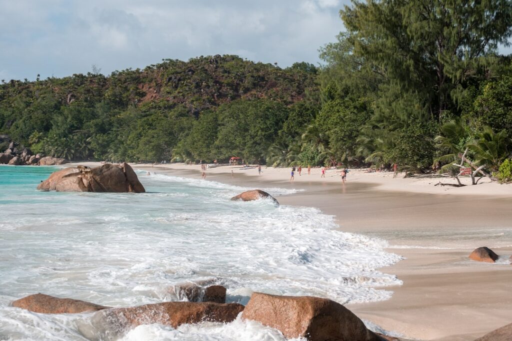 Pointe Cap Barbi, Praslin – Perfect for Coastal Hikes