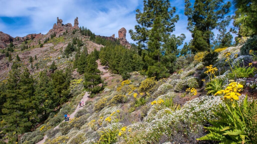 Gran Canaria’s Roque Nublo: Majestic Natural Rock Formation