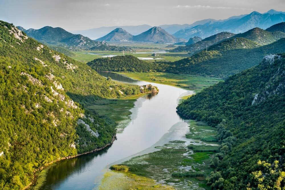 Mahanoro Canal: Scenic Waterways on the East Coast