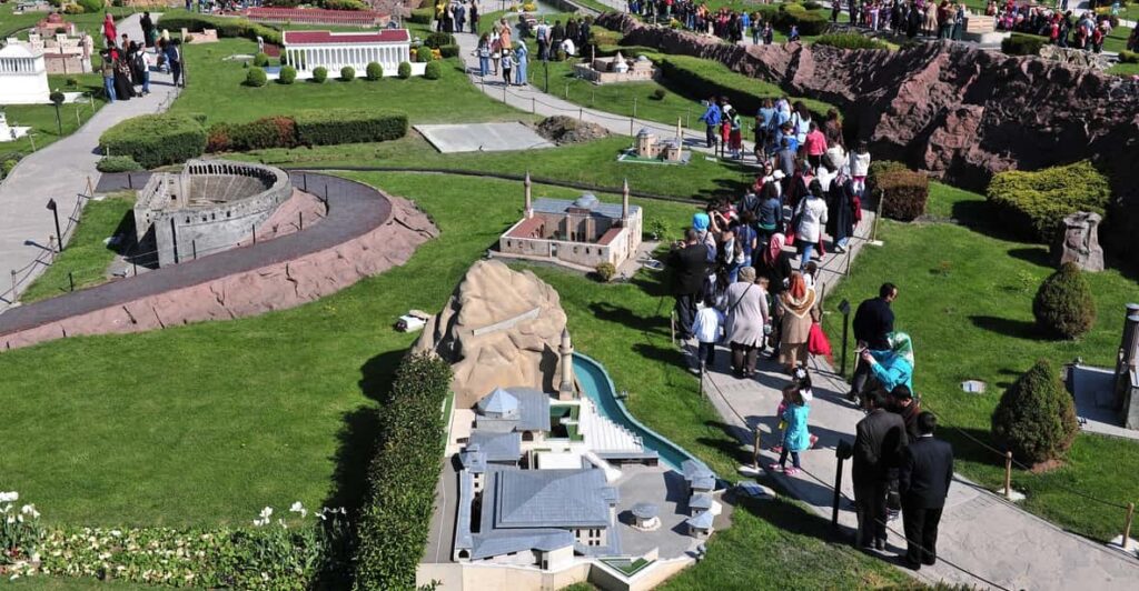 Istanbul Miniaturk: Miniature Park of Turkey