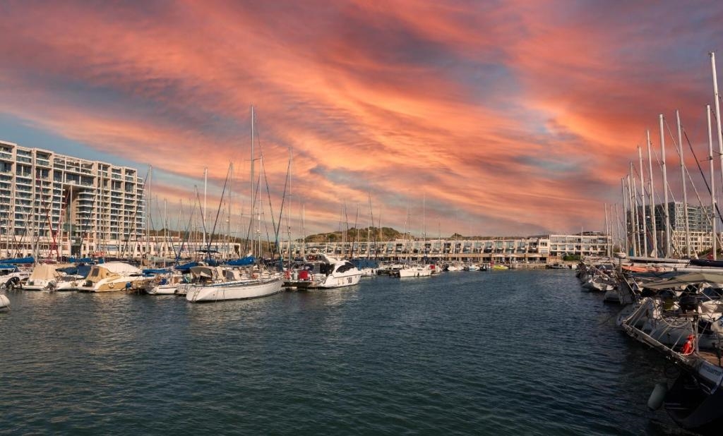 Herzliya Marina, Herzliya – Luxury Yachts and Waterfront Dining