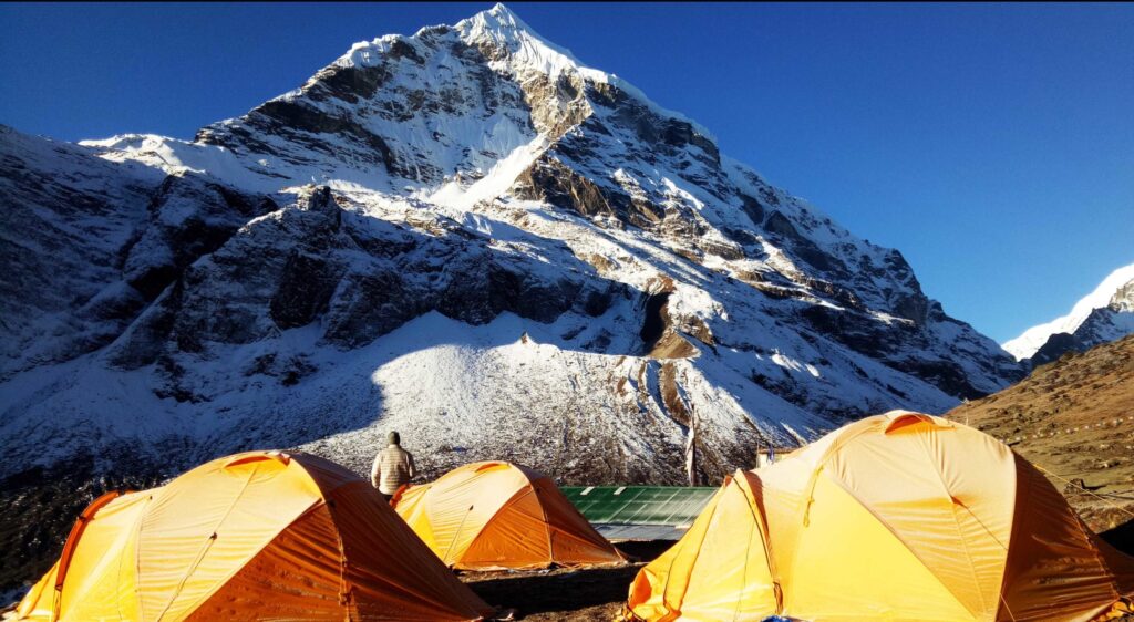 Makalu Base Camp: Adventurous Trek in Nepal