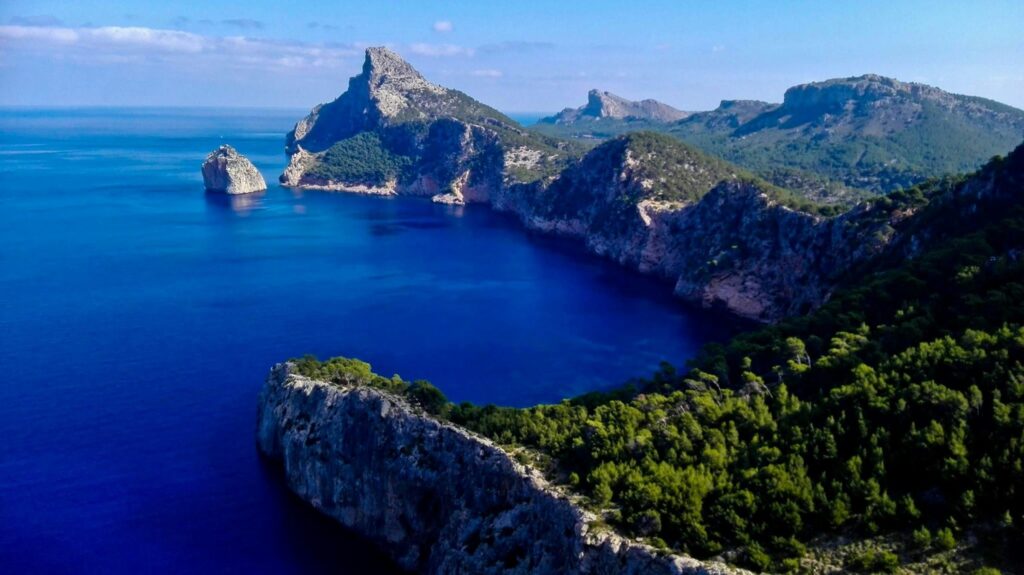 Cabo de Formentor in Mallorca: Breathtaking Cliffs and Views