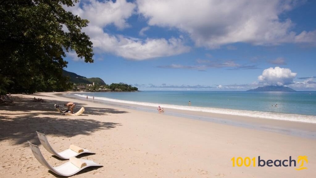 Beau Vallon Promenade, Mahe – Vibrant Beachfront Walk