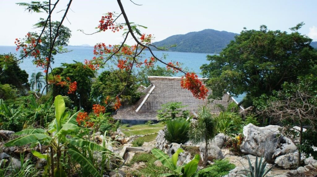 Antongombato Cave: Cultural Site Near Nosy Be