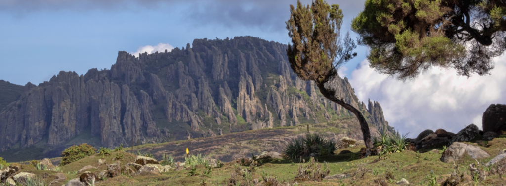 Rift Valley Escarpment Views in Bishoftu – Scenic Outlook