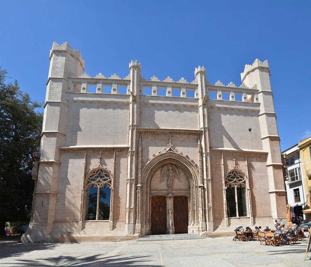 Palma de Mallorca’s La Lonja: Gothic Merchant’s Exchange