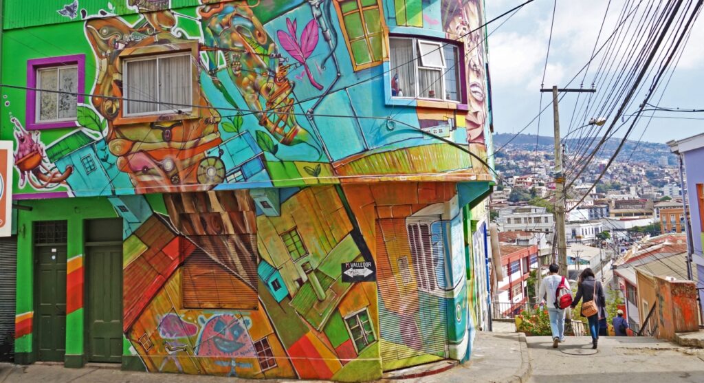 Street Art Tour in Valparaíso, Chile