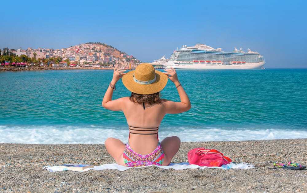 Kusadasi Ladies Beach: Popular Beach Spot