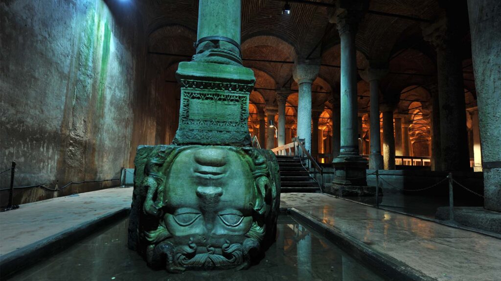 Yerebatan Sarnici: Iconic Cistern in Istanbul