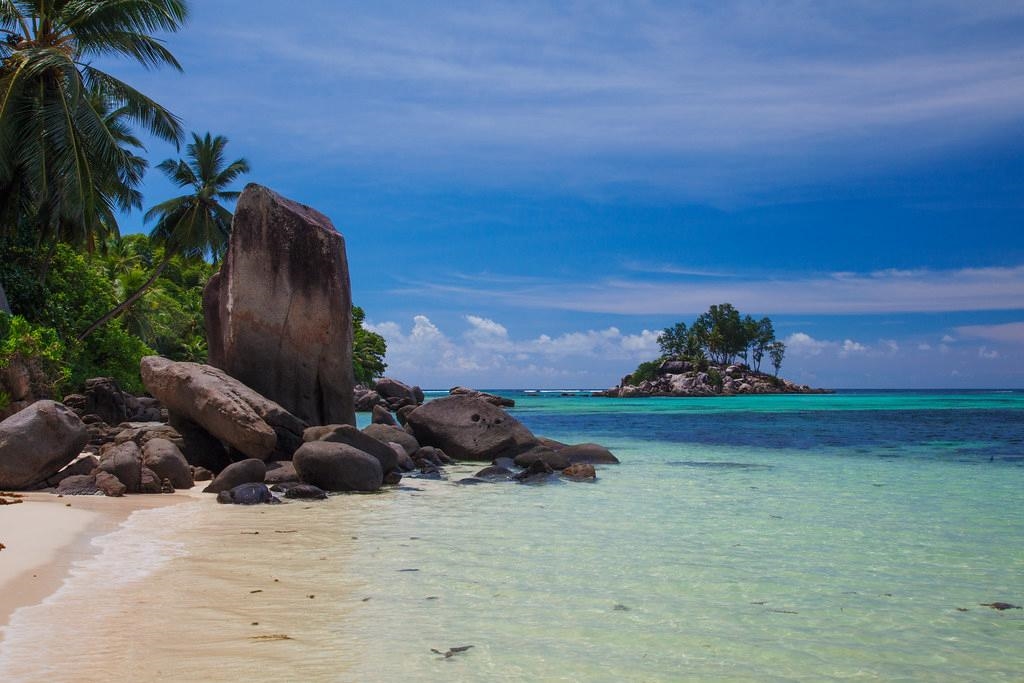 Anse Royale, Mahe – Family-Friendly Beach Area