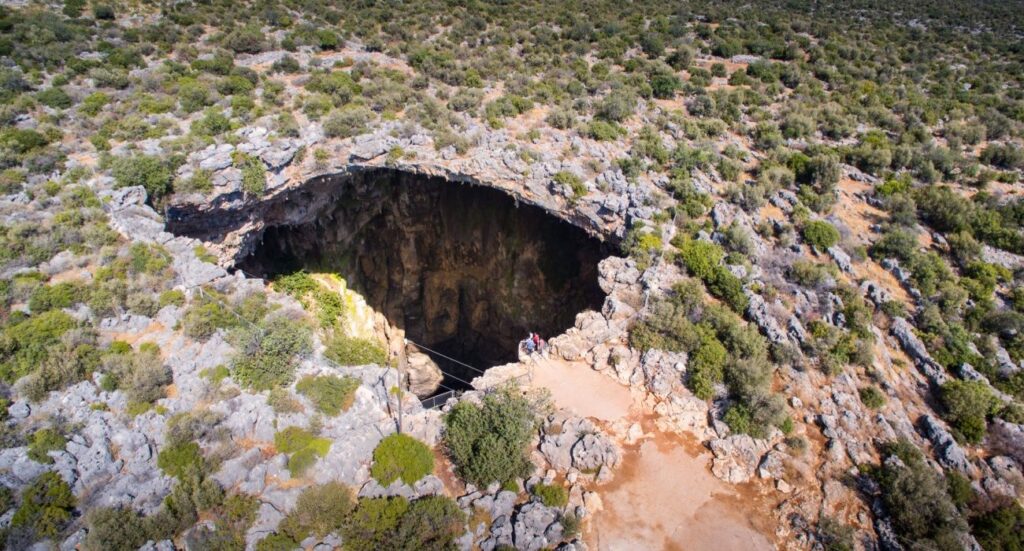 Cennet Cehennem: Sinkhole Attractions Near Mersin