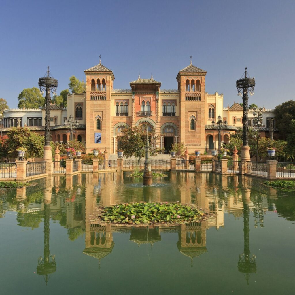 Seville’s Parque de María Luisa: A Tranquil Urban Retreat