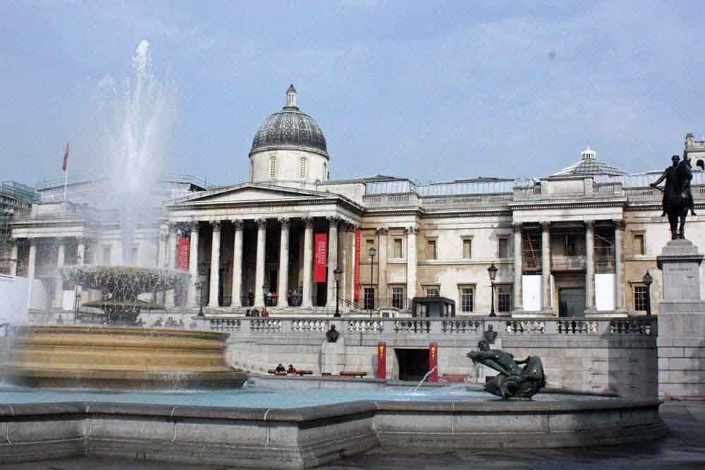 Trafalgar Square: Historic Heart of London