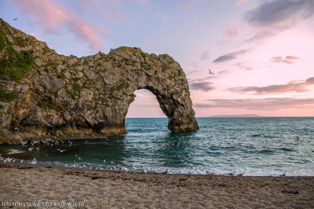 Durdle Door: Iconic Coastal Arch in Dorset