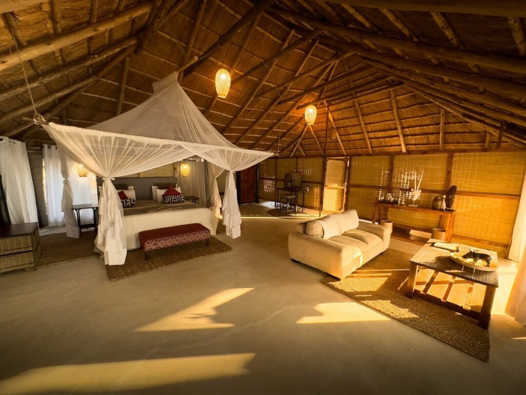 Kavinga Safari Camp – Mana Pools Wildlife Encounters