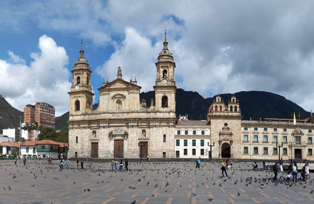 Bogota Plaza Bolivar: Political Heart of Colombia