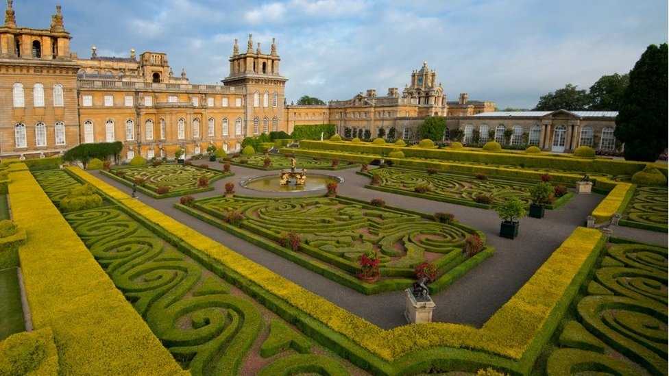 Blenheim Palace: Grandeur in Oxfordshire