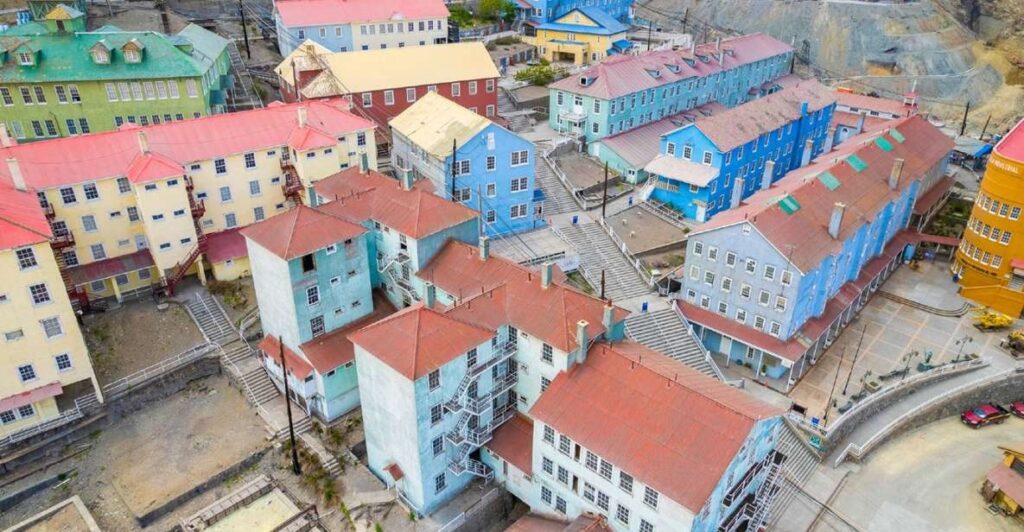 Historic Tours of the Sewell Mining Town, Chile