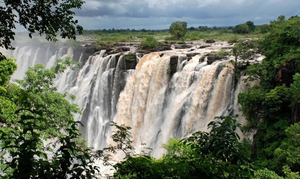 Victoria Falls – Natural Wonder of Zimbabwe